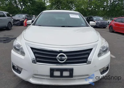 2015 Nissan Altima 2.5 Sv z USA, uszkodzony, nr VIN 1N4AL3AP0FC189285